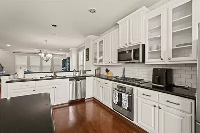 10020 Spring Shadows Park Circle, Houston, TX 77080 - Photo 24