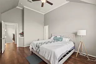 10020 Spring Shadows Park Cir, Houston, TX 77080 - Photo 12