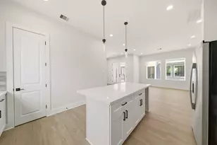 1412 Cedar Post Ln, Houston, TX 77055 - Photo 16
