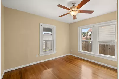 502 Dell Court, Houston, TX 77009 - Photo 12