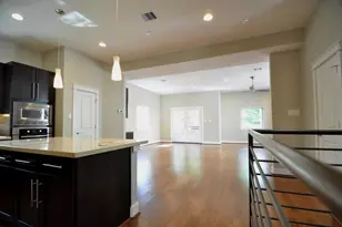 4303 Dickson St, Houston, TX 77007 - Photo 18