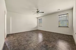 3606 Canvasback Ln, Houston, TX 77047 - Photo 14