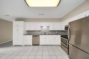 9535 Vogue Ln, Houston, TX 77080 - Photo 2