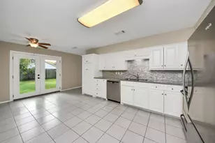 9535 Vogue Ln, Houston, TX 77080 - Photo 6