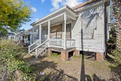 2814 Avenue L, Galveston, TX 77550 - Photo 2
