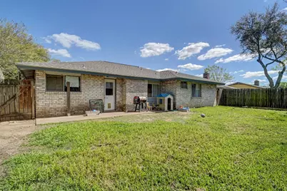 16710 Blackhawk Boulevard, Friendswood, TX 77546 - Photo 22