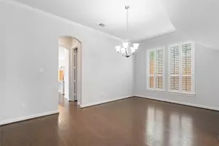 1303 Gardenia Dr, Houston, TX 77018 - Photo 8