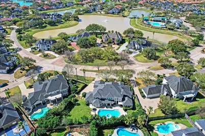 1631 Lakeshore Way, Houston, TX 77077 - Photo 46