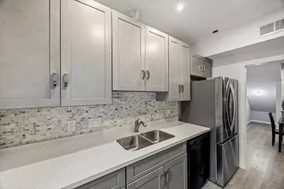 664 N Eldridge Parkway, Houston, TX 77079 - Photo 16
