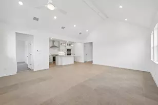 220 Dunovant Dr, Sealy, TX 77474 - Photo 10