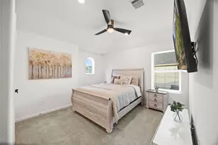 35425 Woodtrace Cir, Pinehurst, TX 77362 - Photo 32