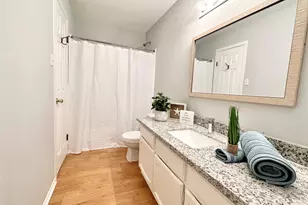 45 Kittiwake Ct, The Woodlands, TX 77380 - Photo 14