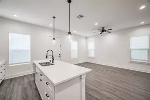 1216 Mcneil St, Houston, TX 77009 - Photo 10