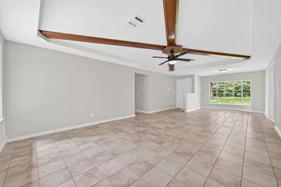 18747 Woodridge Drive, Conroe, TX 77302 - Photo 8