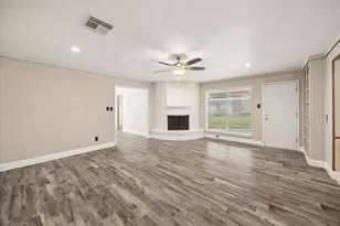 10328 Rocky Hollow Rd, La Porte, TX 77571 - Photo 4