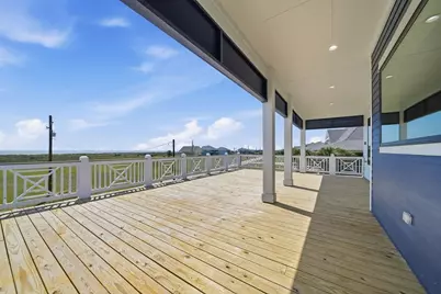 4411 Strand Avenue, Port Bolivar, TX 77650 - Photo 4