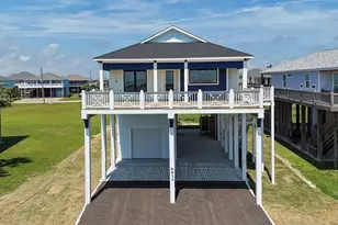 4411 Strand Ave, Port Bolivar, TX 77650 - Photo 4