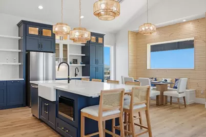 4411 Strand Avenue, Port Bolivar, TX 77650 - Photo 14