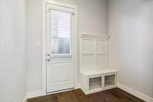 10906 Brookeshire Chase Ln Ln, Houston, TX 77043 - Photo 6