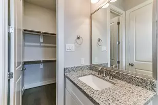 10906 Brookeshire Chase Ln Ln, Houston, TX 77043 - Photo 10
