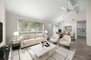 10824 W Mulberry Dr, La Porte, TX 77571 - Photo 6