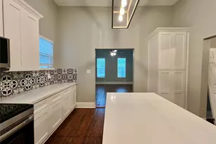 282 11th, Somerville, TX 77879 - Photo 4