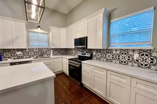 282 11th, Somerville, TX 77879 - Photo 2
