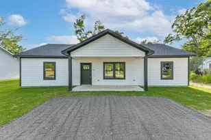 106 County Road 3704, Splendora, TX 77372 - Photo 2