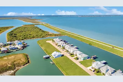 1213 Highborne Cay Court, Texas City, TX 77590 - Photo 6