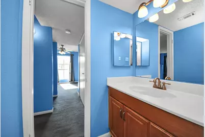 1516 Bay Area Boulevard #F8, Houston, TX 77058 - Photo 20