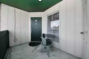 1516 Bay Area Blvd, Houston, TX 77058 - Photo 2