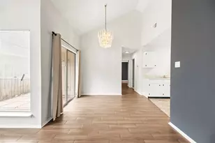 8622 Ashlawn Dr, Houston, TX 77083 - Photo 6
