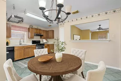 2721 Overland Trail, Dickinson, TX 77539 - Photo 4