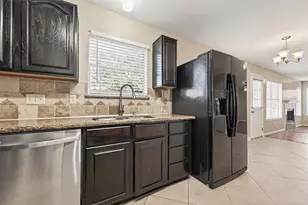 8411 Tamayo Dr, Houston, TX 77083 - Photo 24