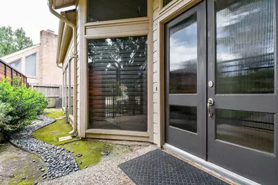 11519 Rocky Bend Drive, Houston, TX 77077 - Photo 2