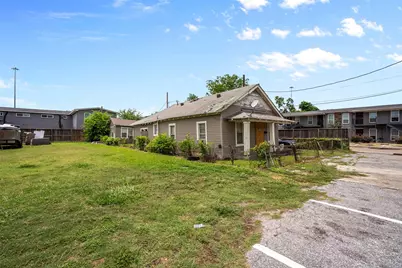 2007 Massie Street, Houston, TX 77026 - Photo 12