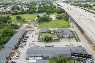 2007 Massie St, Houston, TX 77026 - Photo 16