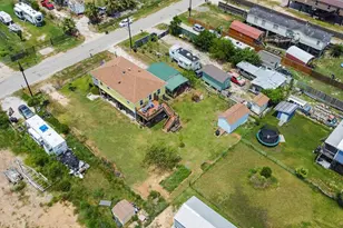 727 18th St, Dickinson, TX 77539 - Photo 42