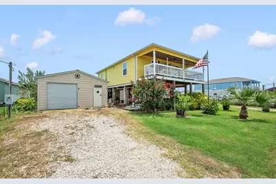 727 18th Street, Dickinson, TX 77539 - Photo 2