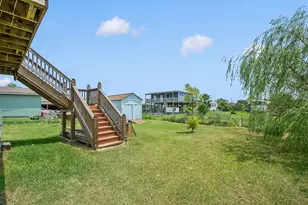 727 18th St, Dickinson, TX 77539 - Photo 30