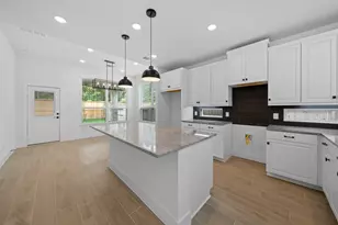 12853 Meadow Wind Wy, Conroe, TX 77302 - Photo 4