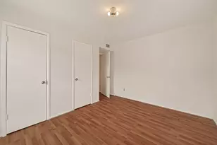 9201 Clarewood Dr, Houston, TX 77036 - Photo 16
