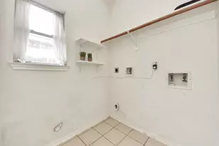 823 Portsmouth Dr, Pearland, TX 77584 - Photo 10