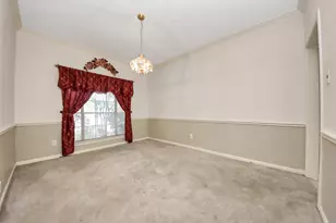 823 Portsmouth Dr, Pearland, TX 77584 - Photo 6