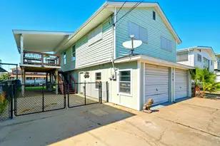 439 Pompano St, Bayou Vista, TX 77563 - Photo 2