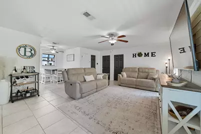 439 Pompano Street, Bayou Vista, TX 77563 - Photo 2