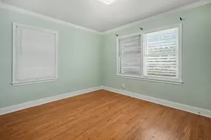 130 San Fernando Dr, Galveston, TX 77550 - Photo 12