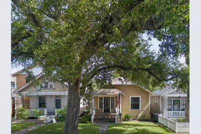 3617 Avenue O 1/2, Galveston, TX 77550 - Photo 2