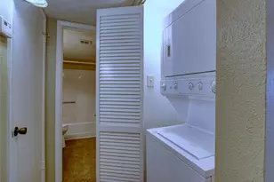 12220 Coppertree Ln, Houston, TX 77035 - Photo 6