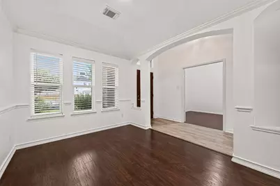 9323 Eaglewood Shadow Court, Houston, TX 77083 - Photo 8